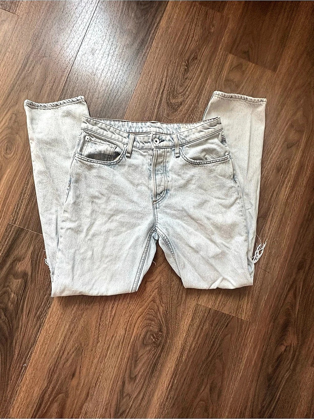 rag & bone women’s Distressed Mid-Rise boyfriend Jeans in light blue Blue Waist